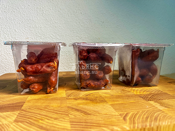 Колбаски МИНИ со вкусом аджики с/к (100 гр) в Электростали