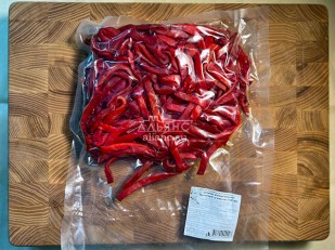 Деревенские гренки с холодцом и хреном: Кальмар кольца со вкусом Том Ям