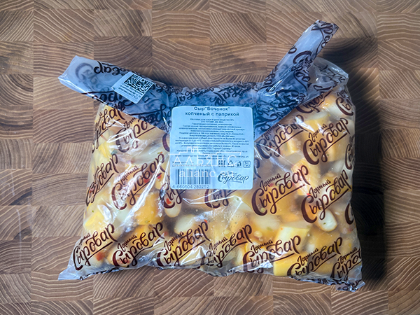 Сыр 1 кг ГОРНЫЙ СЫРОВАР (Бочонок копчёный с паприкой) в Электростали